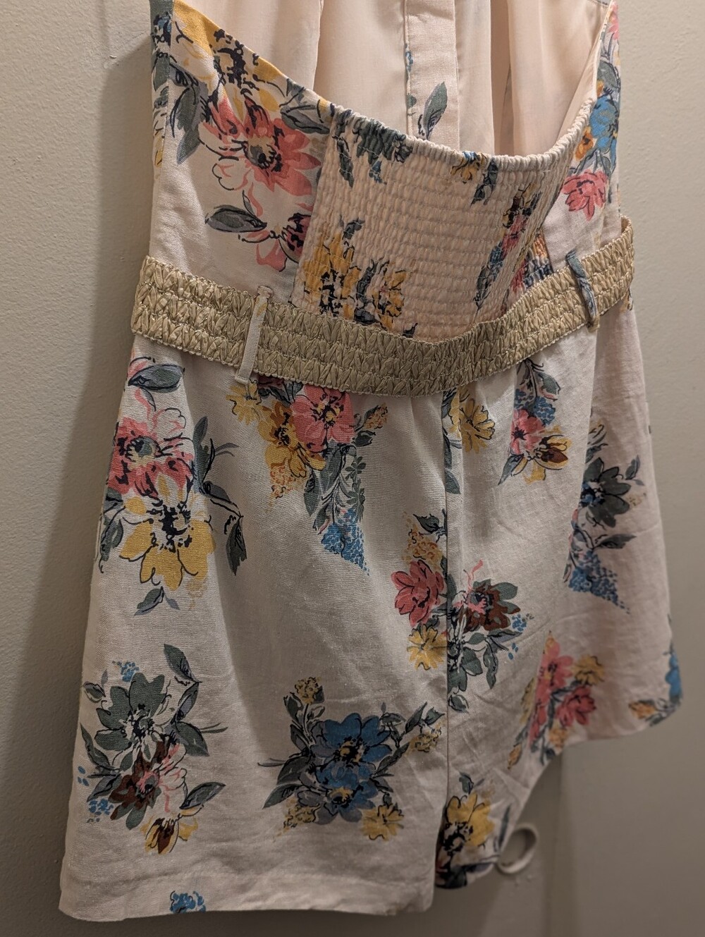 House of Harlow 1960 Ivory Floral Linen Blend Halter Romper Shorts- 12 - Picture 10 of 16